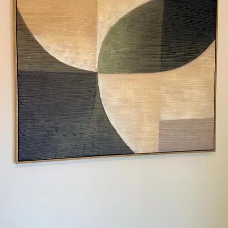 The Sandstone - 5 Min From Southmead Hospital شقة بريستول