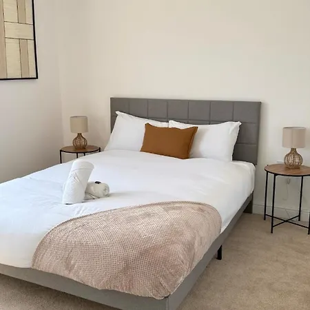 The Sandstone - 5 Min From Southmead Hospital شقة *