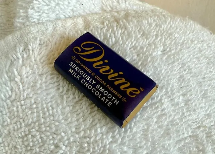 Апартаменти The Sandstone - 5 Min From Southmead Hospital Бристоль