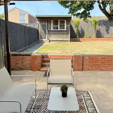 The Sandstone - 5 Min From Southmead Hospital * Бристоль