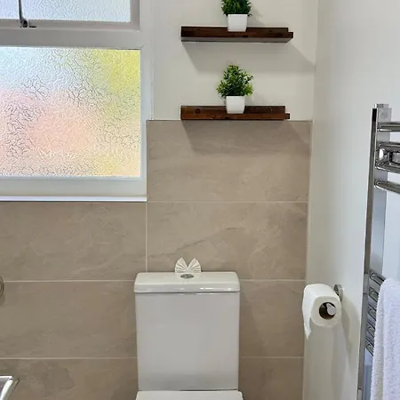 The Sandstone - 5 Min From Southmead Hospital * Бристоль