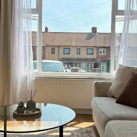 The Sandstone - 5 Min From Southmead Hospital Апартаменты *